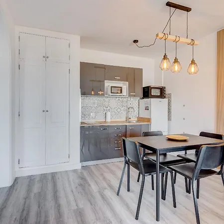 Apartment Bright And Modern In *